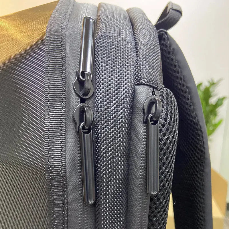 Iron Bag LED UniversBags