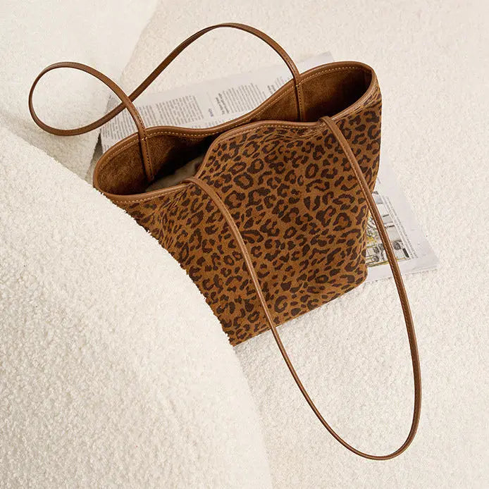 Sacs en cuir naturel sans logo – collection léopard UniversBags.