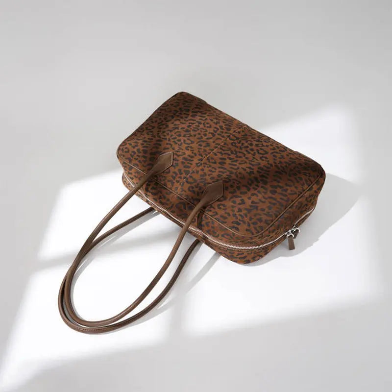 Jessica en Cuir