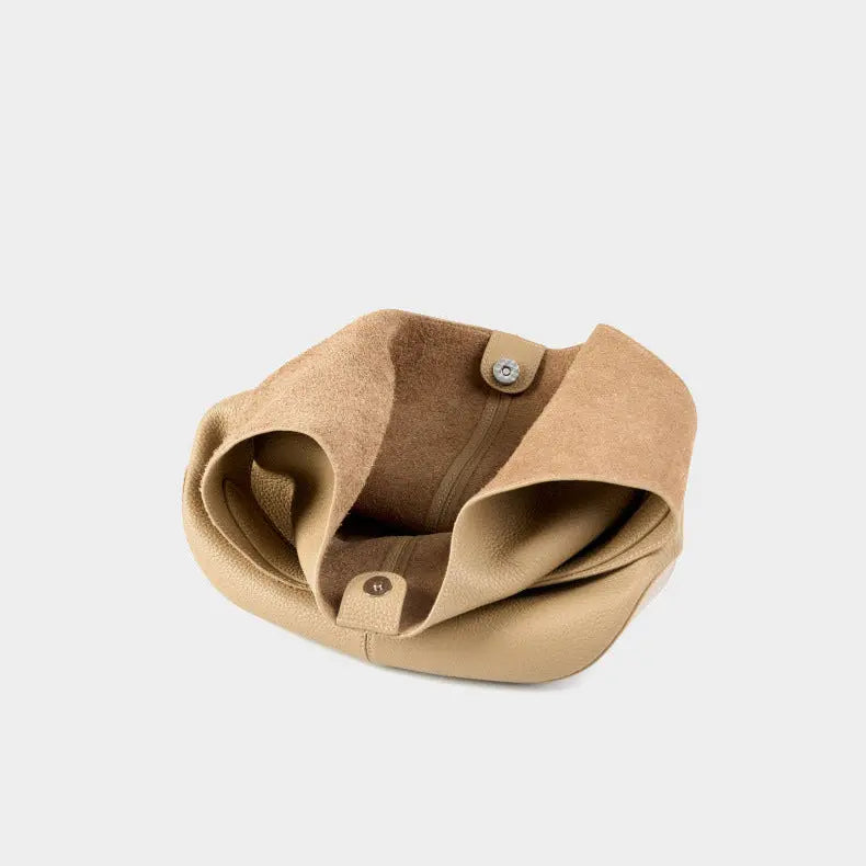 Maya UniversBags