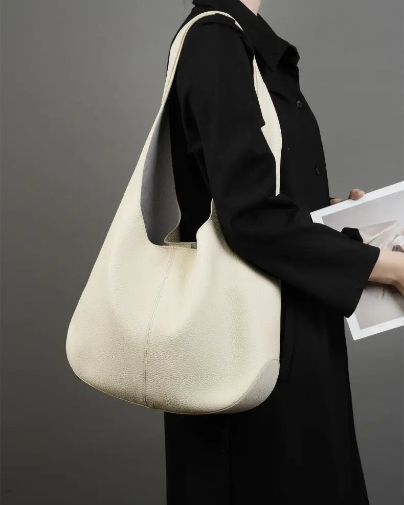 Maya UniversBags