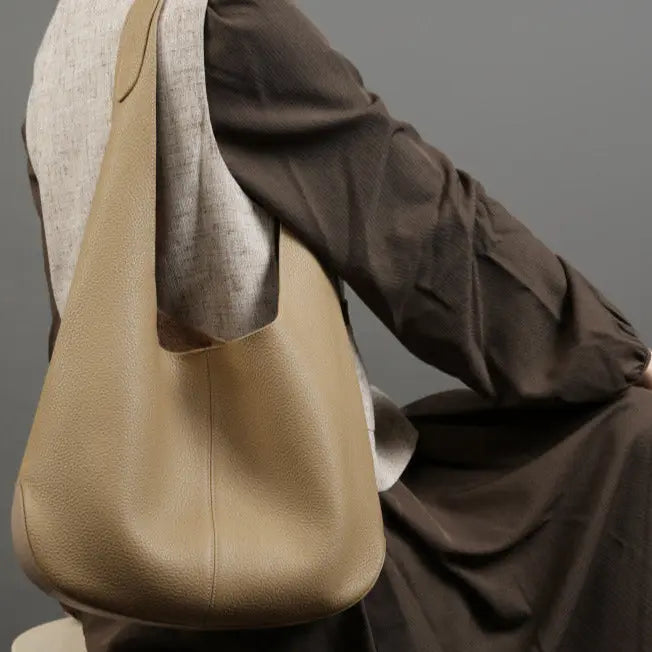 Maya UniversBags
