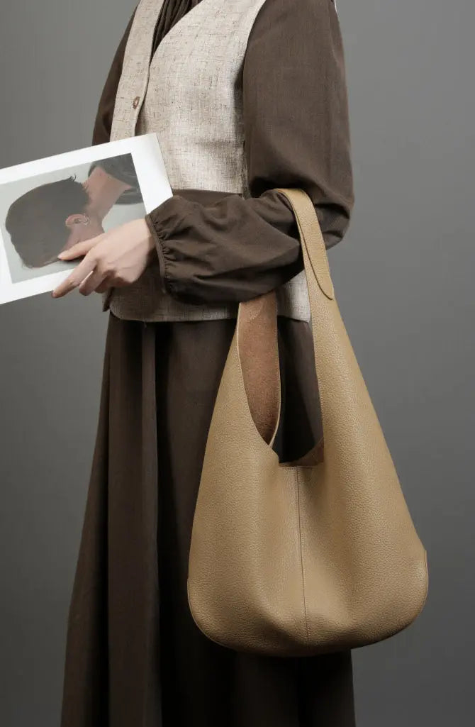Maya UniversBags