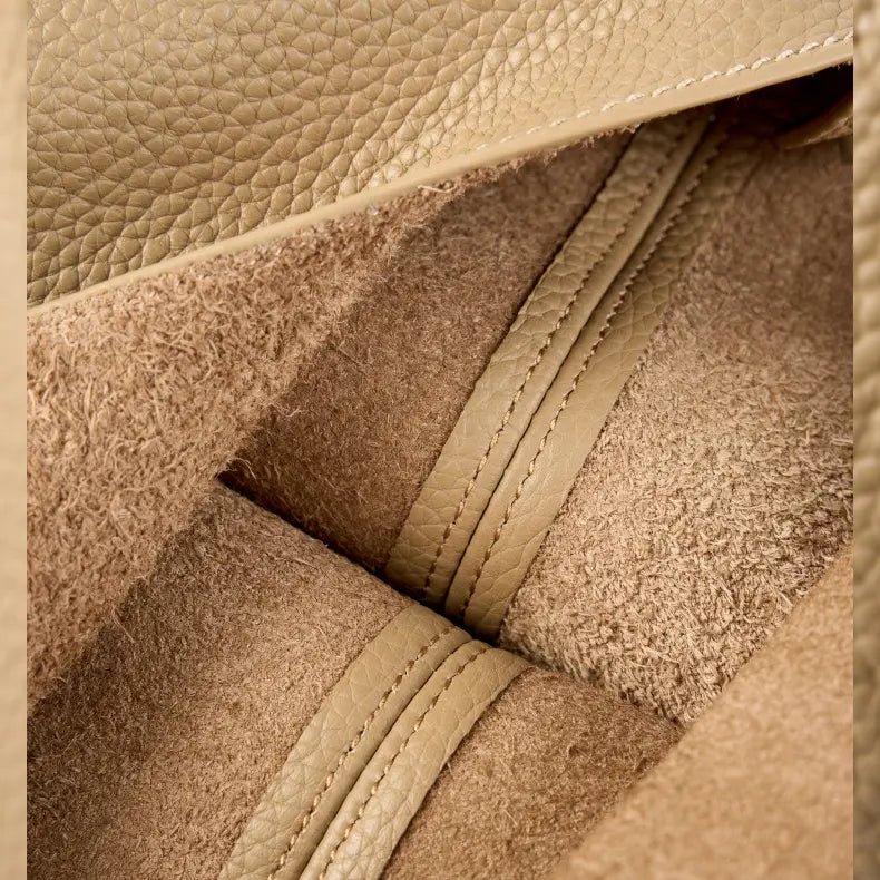 Maya UniversBags