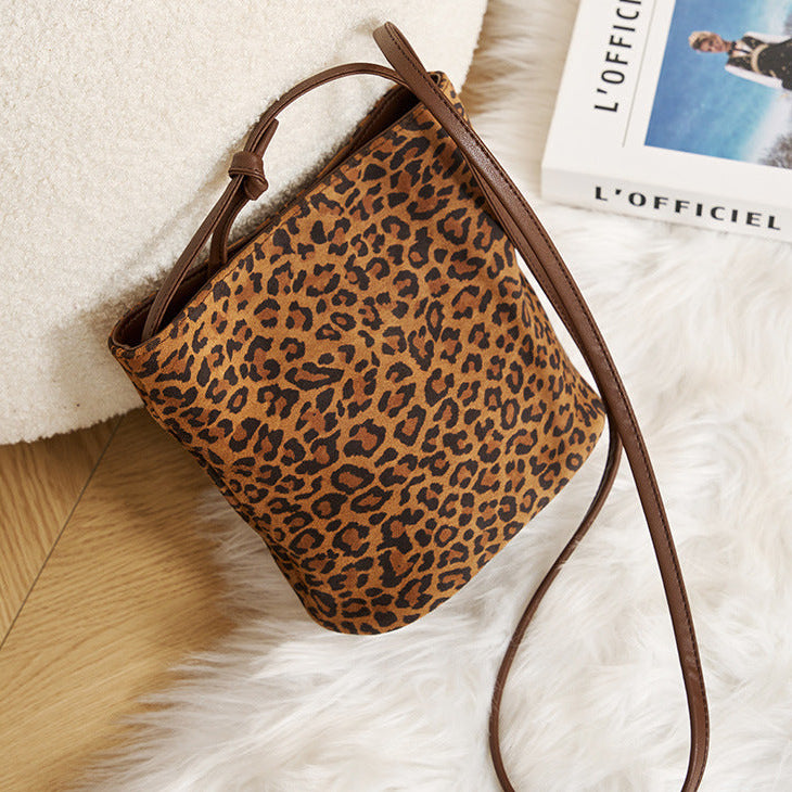 Image supplémentaire de Léaora