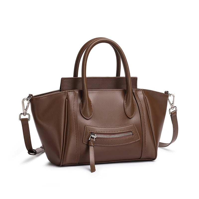 Sac trapèze Irina Café, vue du coloris en cuir de vachette