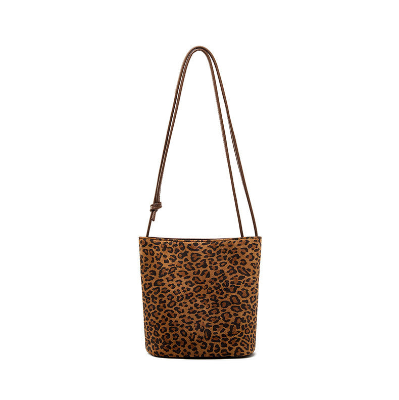 Image supplémentaire de Léaora