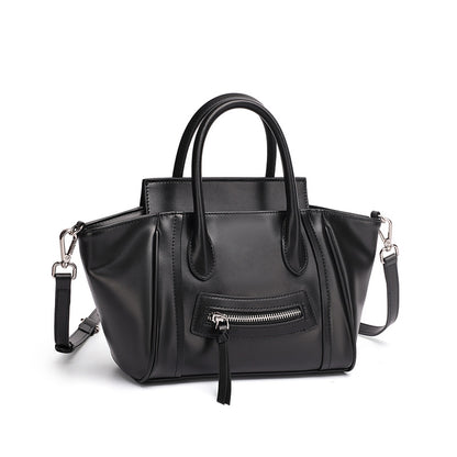 Sac trapèze Irina Noir, vue du coloris en cuir de vachette