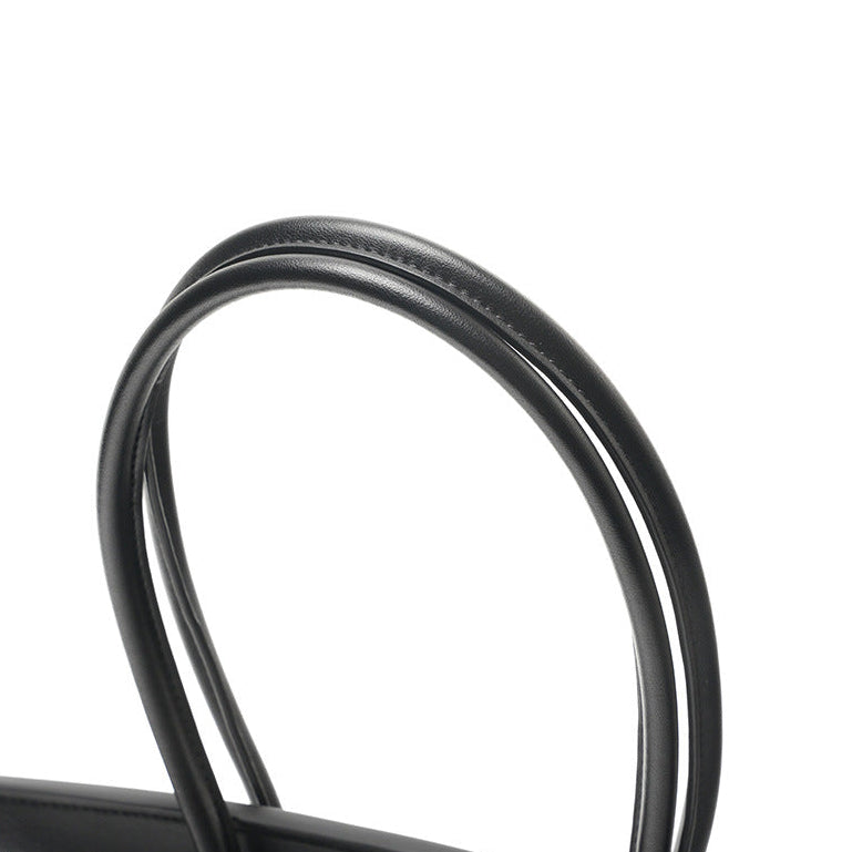 Détails de Carmelia