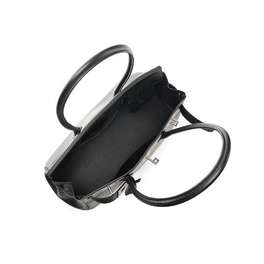 Image supplémentaire de Carmelia