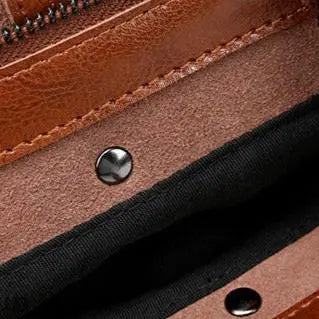 Détails de Sac fourre-tout Luanda en cuir ciré à l'huile