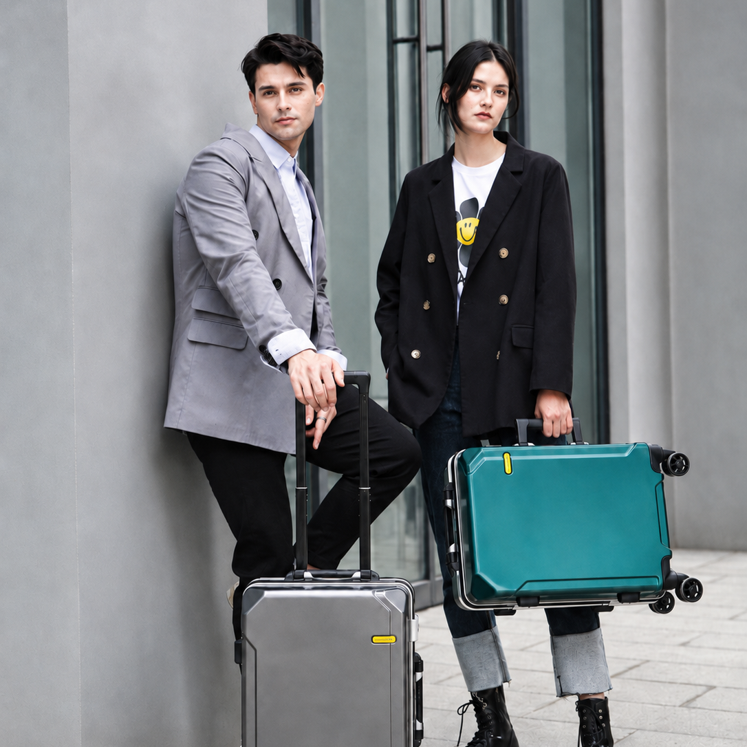 Image supplémentaire de Valise Rigide Premium Monaco avec Cadre en Aluminium et Port USB Intégré