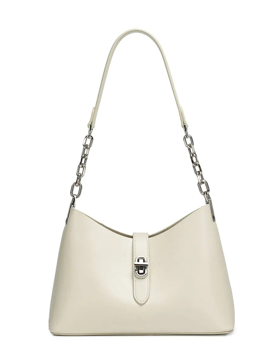 Sac Fanny en cuir de vachette crème, vue de face sur fond blanc