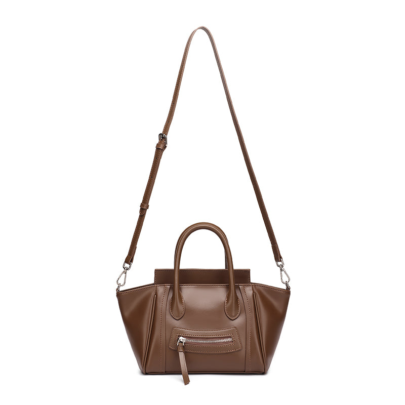 Sac Irina Café avec sa bandoulière longue réglable