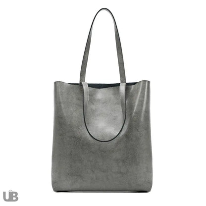 sac fourre tout Luanda-en-cuir-cire a l huile gris clair sur fond blanc de face