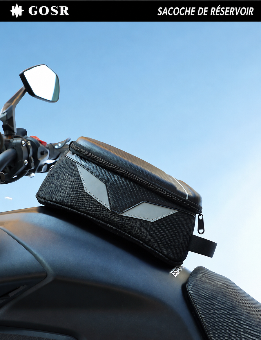 Sacoche GOSR TK11 noire posée sur un réservoir de moto